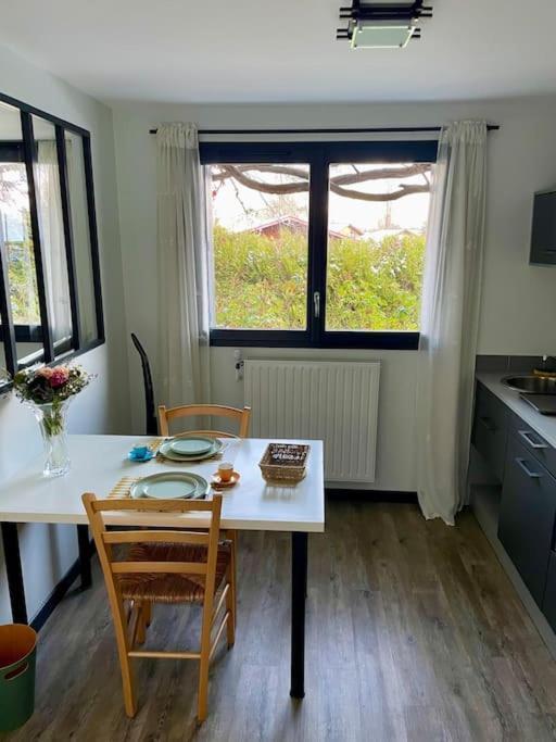 Independant 30 M² A 500m Du Lac, 2 Velos Et Parking Fournis